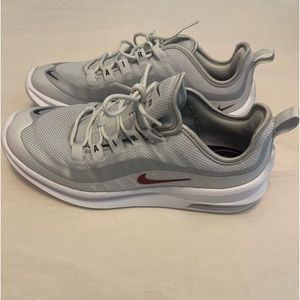 Nike air max, never worn!
